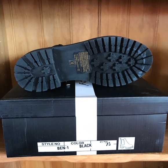 Cute Booties - Picture 3 of 4